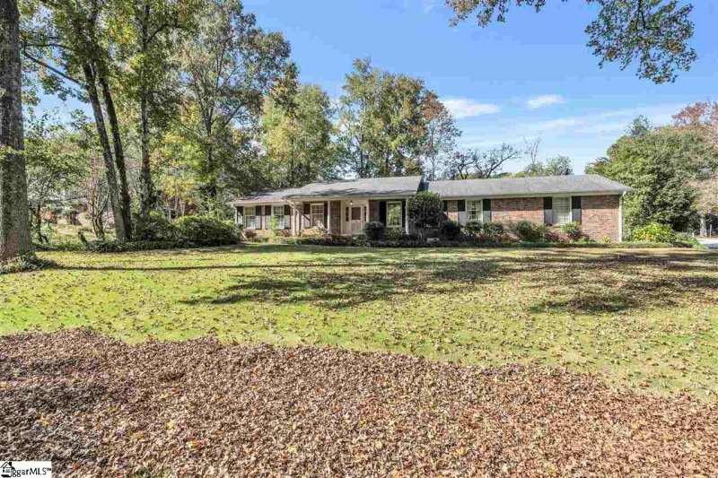 Property image 2 at 2 Sandringham Road, Taylors, SC 29687