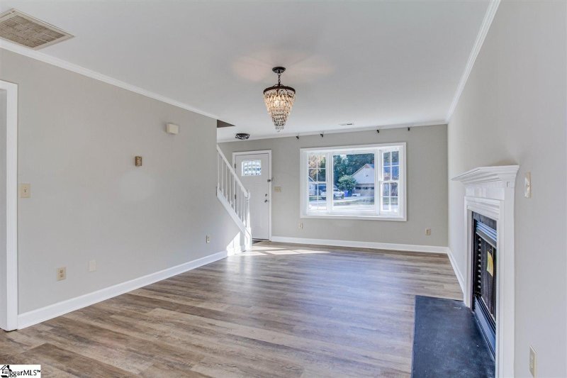 Property image 2 at 16 BERLANDER Court, Simpsonville, SC 29680