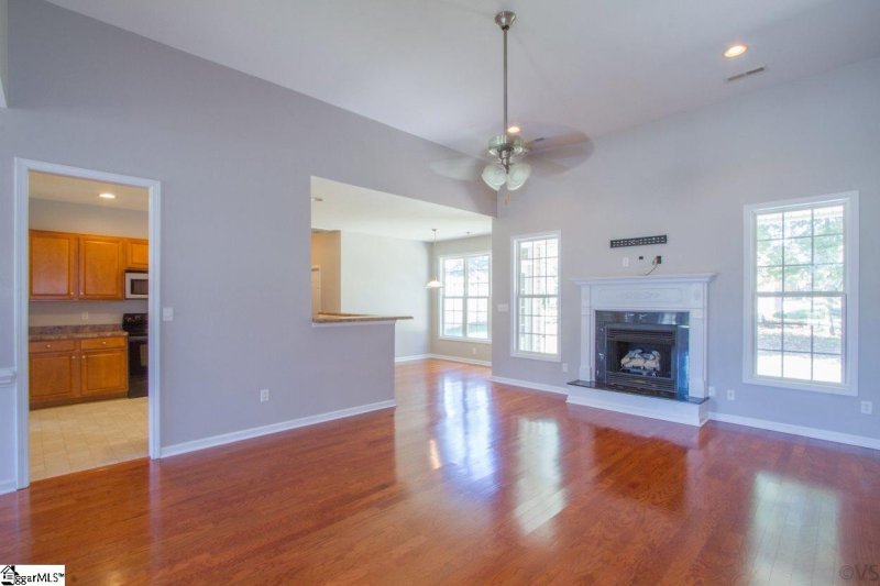 Property image 5 at 324 W Sundance Drive, Easley, SC 29642