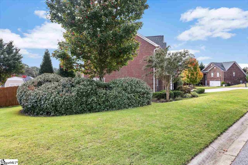 Property image 3 at 201 Morganshire Drive, Greenville, SC 29609