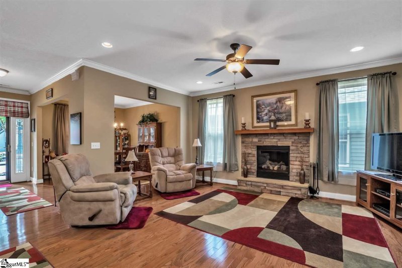 Property image 4 at 51 Dolerite Drive, Taylors, SC 29687