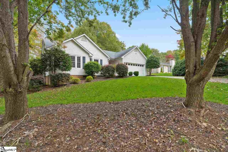 Property image 2 at 129 Lynchester Road, Greenville, SC 29615