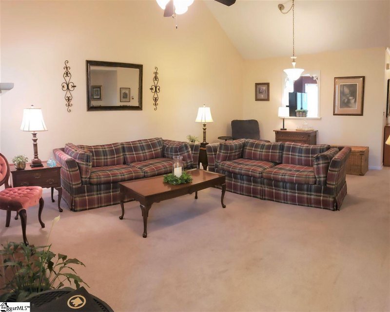 Property image 4 at 322 Angie Drive, Taylors, SC 29687