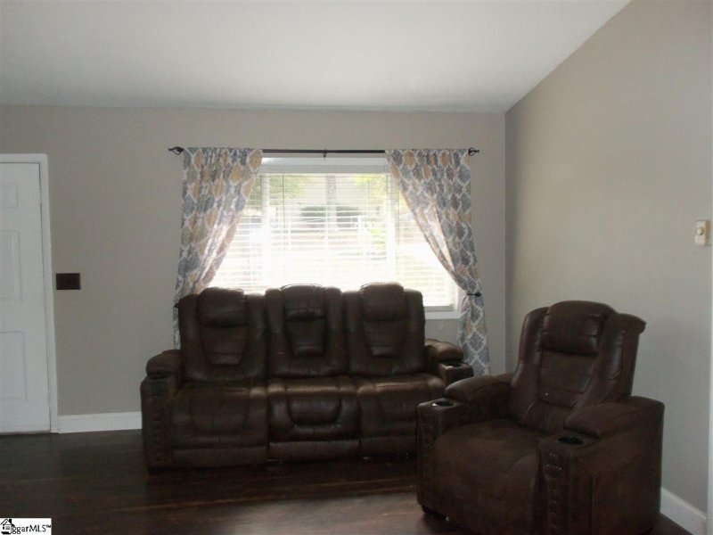 Property image 2 at 118 Wendfield Drive, Travelers Rest, SC 29690