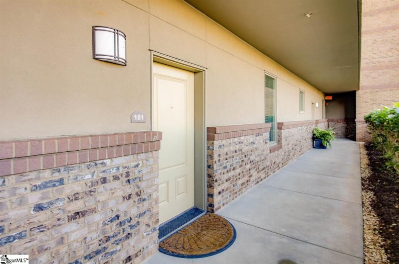 Property image 3 at 101 Watermarke Lane, Anderson, SC 29625