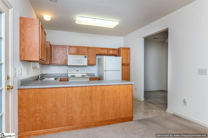 Property image 3 at 204 Cambria Court, Mauldin, SC 29662