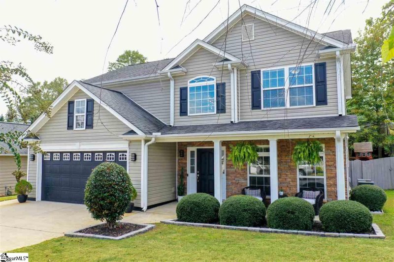 Property image 2 at 105 Saxon Falls Court, Greenville, SC 29607