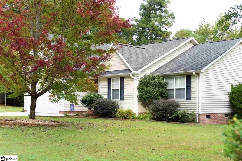 Property image 3 at 614 Blume Road, Anderson, SC 29625