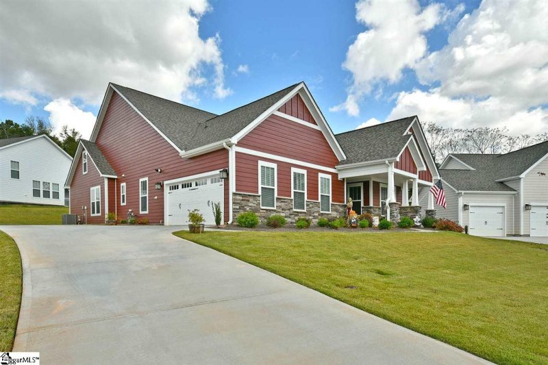 Property image 2 at 301 Bevy Court, Greer, SC 29650