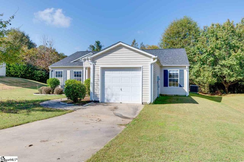 Property image 2 at 118 White Willow Court, Taylors, SC 29687