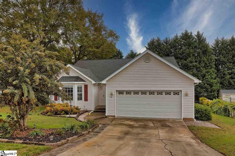 Property image 2 at 118 Meadow Hill Way, Taylors, SC 29687