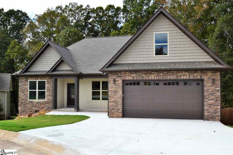 460 Risen Star Drive