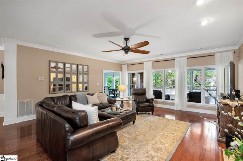 Property image 3 at 344 Wilkshire Loop, Moore, SC 29369