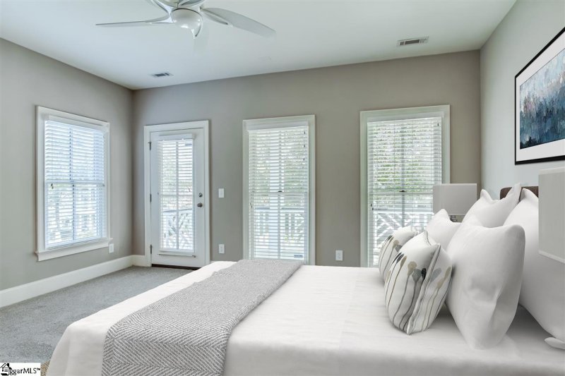 Property image 5 at 15 RIVOLI Lane, Greenville, SC 29615