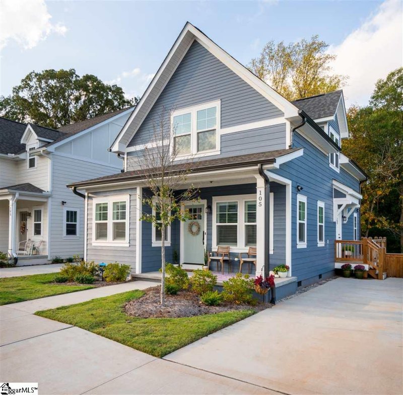 Property image 2 at 105 Greenridge Drive, Greenville, SC 29607