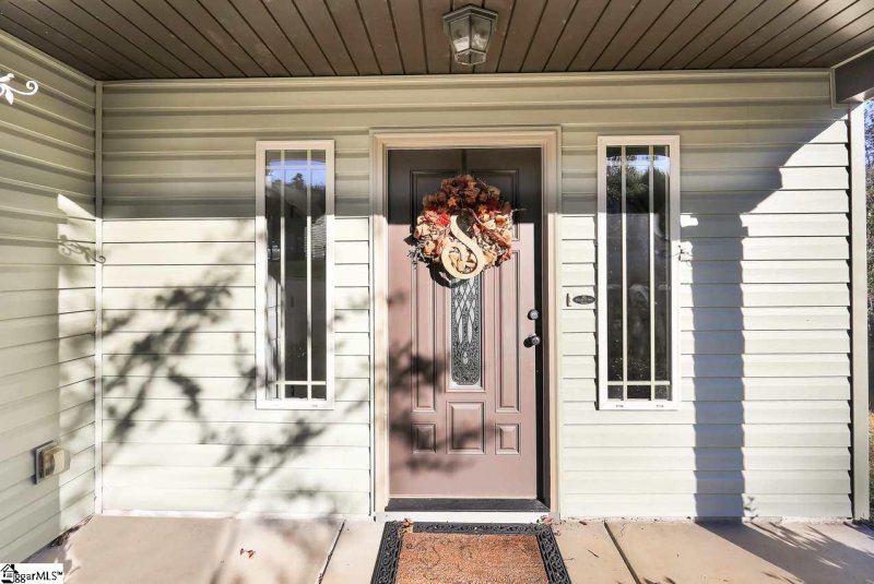 Property image 4 at 661 Chastine Drive, Spartanburg, SC 29301