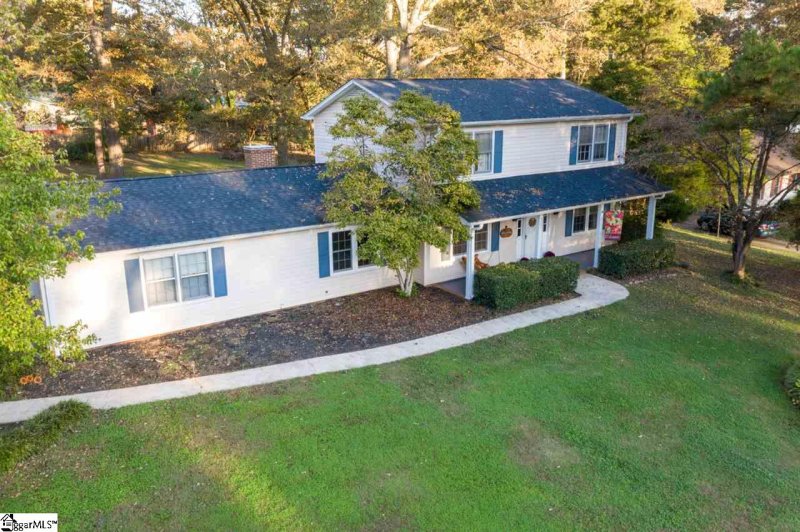 Property image 2 at 305 Warrington Drive, Easley, SC 29642