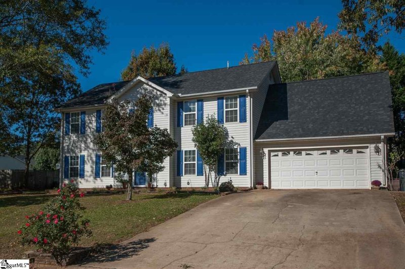 Property image 2 at 207 Old Orchard Road, Greer, SC 29650
