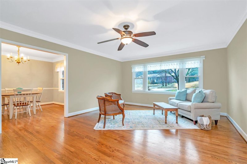 Property image 2 at 230 Azalea Court, Greenville, SC 29615