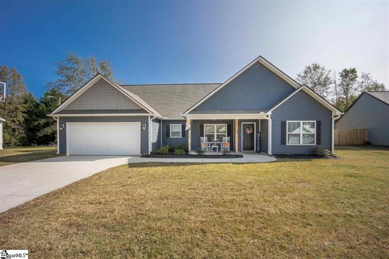 Property image 2 at 112 Dream Court, Liberty, SC 29657