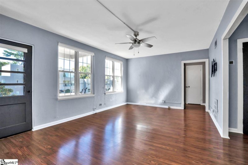 Property image 4 at 601 Cleveland 2E Street, Greenville, SC 29601