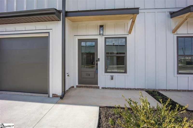 Property image 2 at 134 PARK Avenue, Greer, SC 29651
