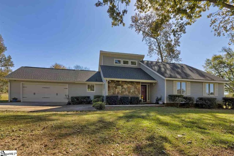 136 Chestnut Lake Drive