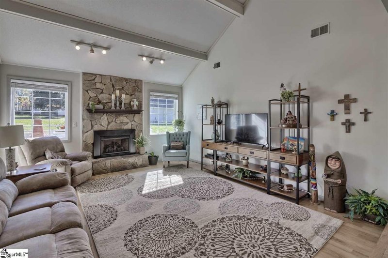 Property image 5 at 136 Chestnut Lake Drive, Inman, SC 29349