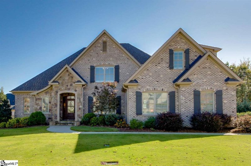 27 Maxwell Farm Drive