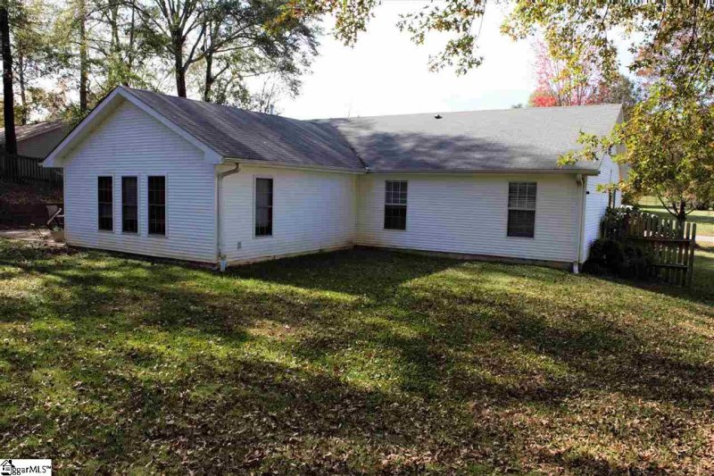 Property image 2 at 109 Teal Drive, Easley, SC 29642