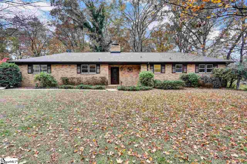 Property image 2 at 201 Edwards Mill Road, Taylors, SC 29687