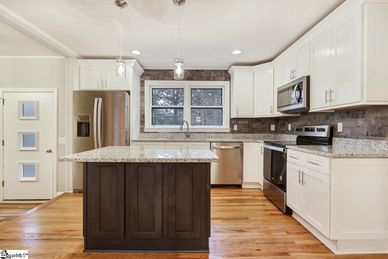 Property image 5 at 201 Edwards Mill Road, Taylors, SC 29687