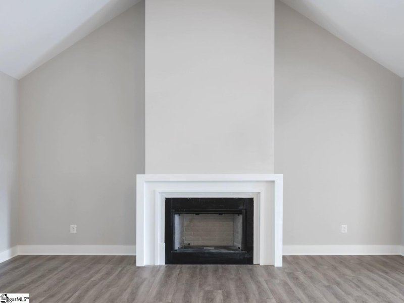 Property image 2 at 14 Darby Hill Lane, Taylors, SC 29687