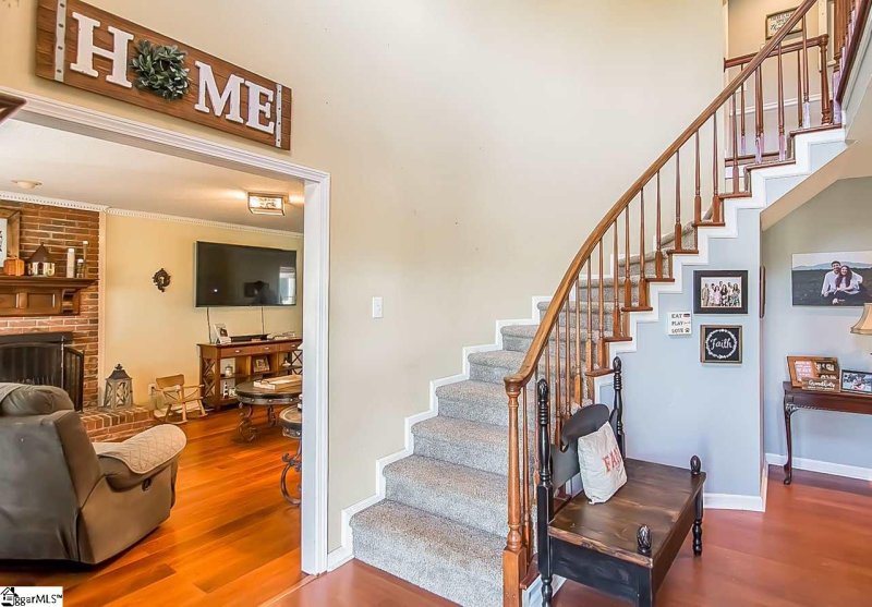 Property image 3 at 3 Carnoustie Court, Campobello, SC 29322