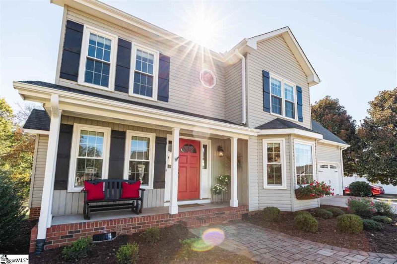Property image 2 at 201 Buckler Court, Simpsonville, SC 29681-7253
