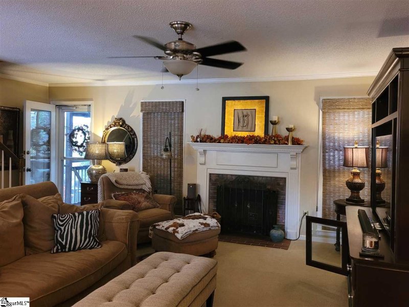 Property image 3 at 320 Angie Drive, Taylors, SC 29687