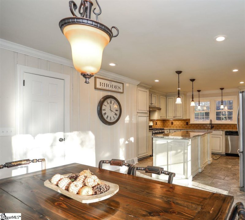 Property image 4 at 118 Dalewood Drive, Simpsonville, SC 29681