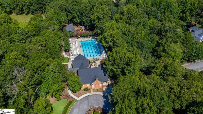 Property image 3 at 2 Meadowsweet Lane, Greenville, SC 29615