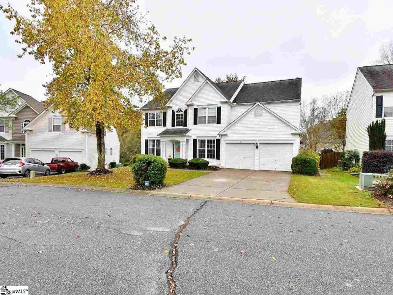 18 Breckenridge Court