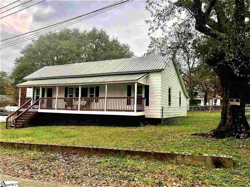 Property image 2 at 4 Tillman Street, Liberty, SC 29657