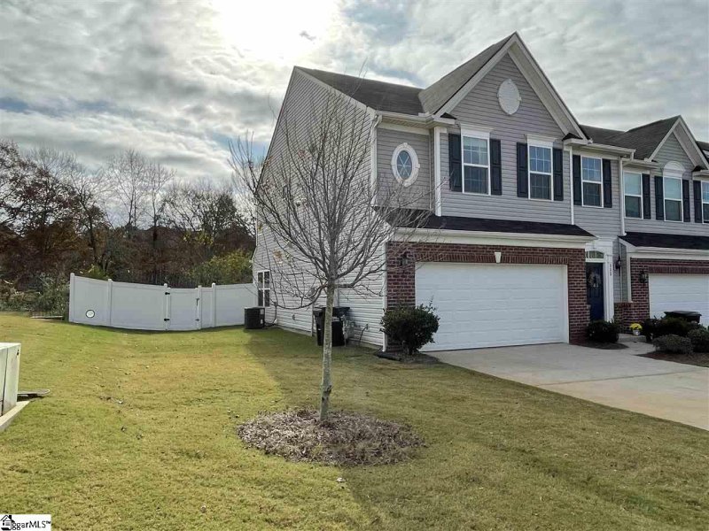 Property image 2 at 333 Bellerive Drive, Duncan, SC 29334