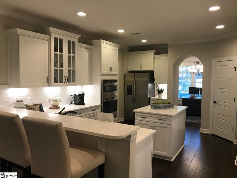 Property image 2 at 100 Crestgate Way, Easley, SC 29642