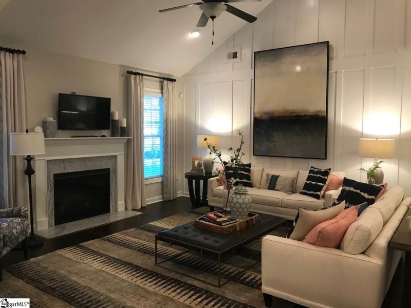 Property image 3 at 100 Crestgate Way, Easley, SC 29642