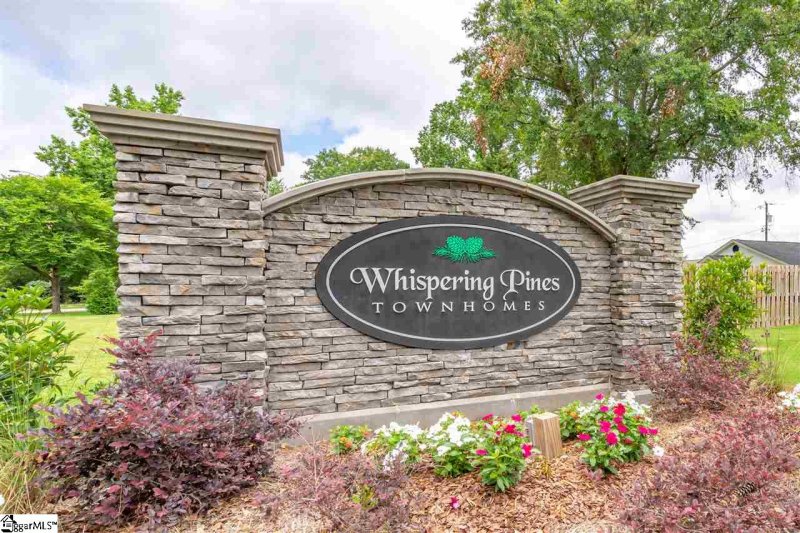 Property image 2 at 411 Cedar Bluff Way, Mauldin, SC 29662