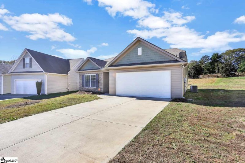 867 Markham Circle