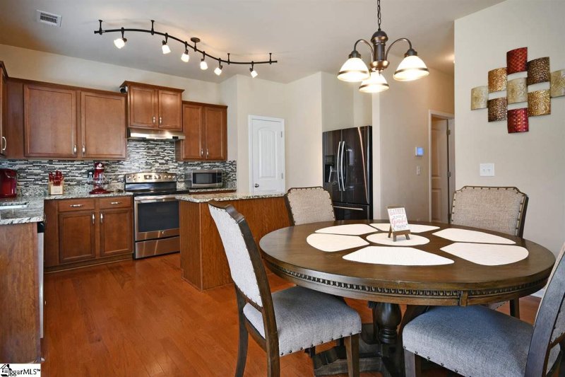 Property image 5 at 15 Shefleys Road, Simpsonville, SC 29680