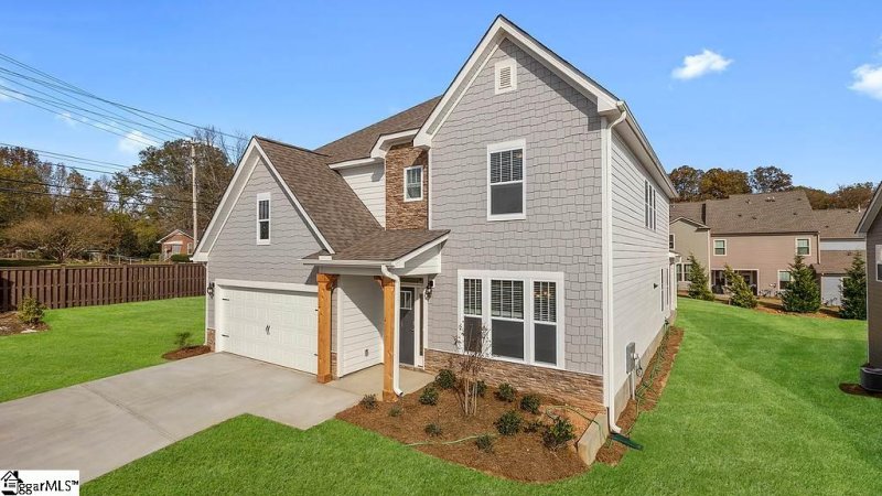 Property image 2 at 1 Granito Drive, Greer, SC 29650