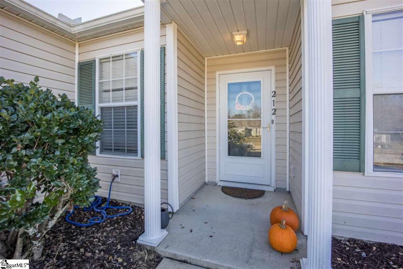 Property image 3 at 212 Winding Willow Trail, Taylors, SC 29687