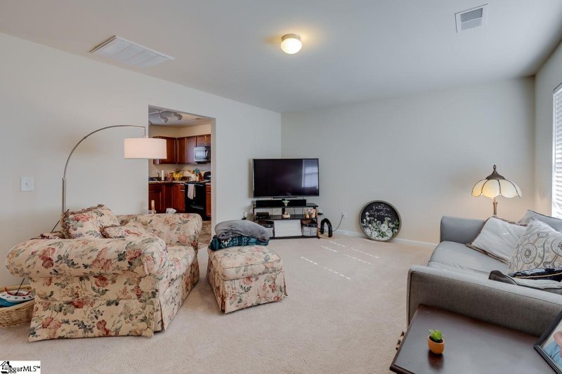 Property image 3 at 531 Shilo Drive, Spartanburg, SC 29306