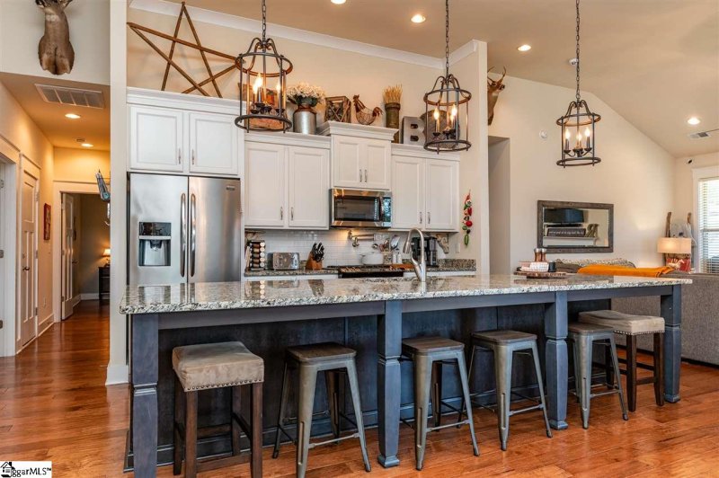 Property image 4 at 120 Summer Oak Lane, Simpsonville, SC 29680